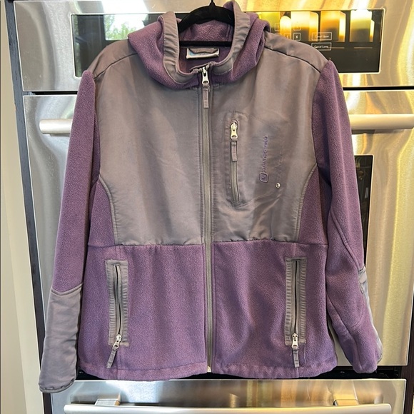 Free Country Purple Ski & Snow Jacket with Hood and Two-Tone Design - Picture 6 of 8